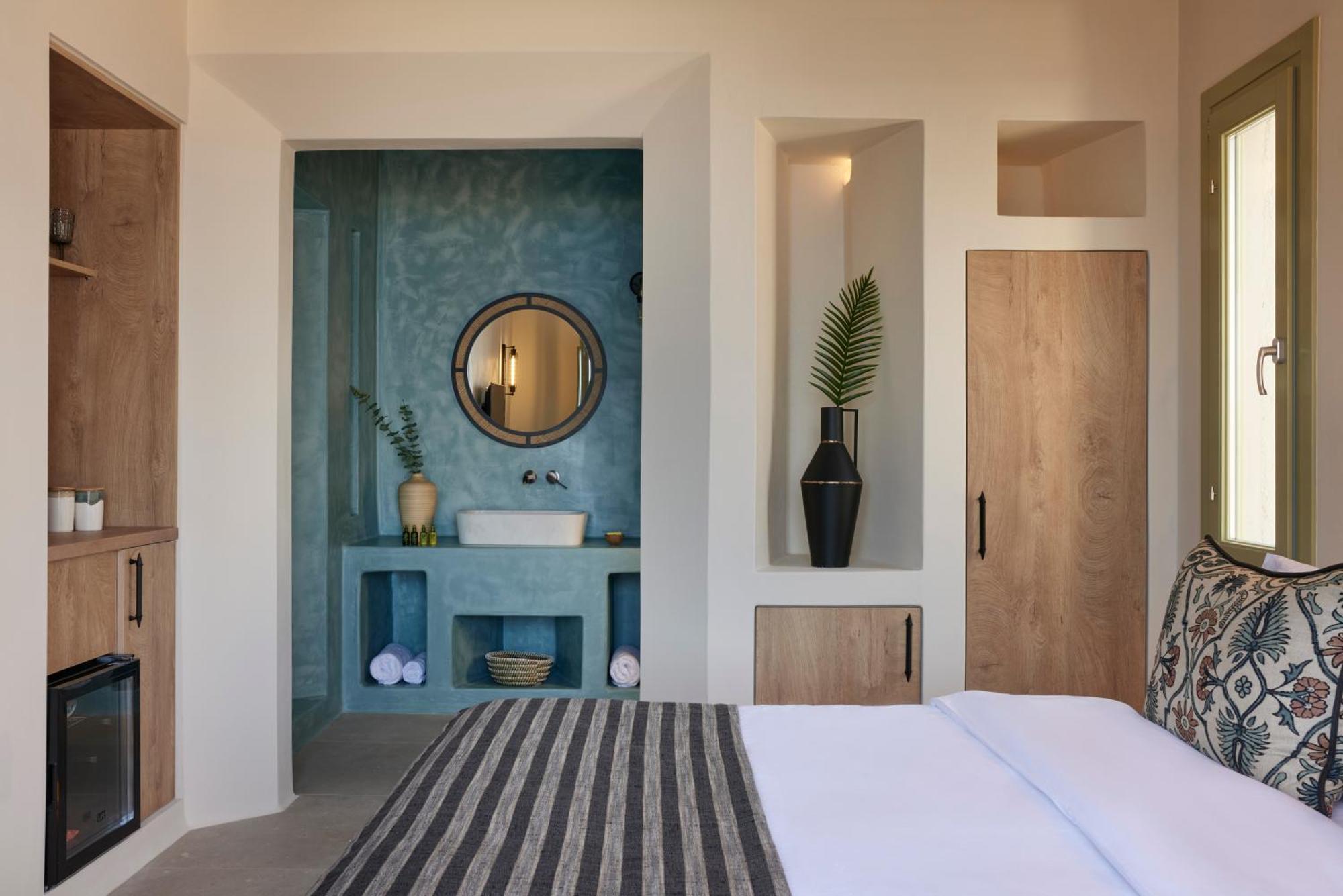 Aeon Suites - Adults Only Pýrgos Екстериор снимка