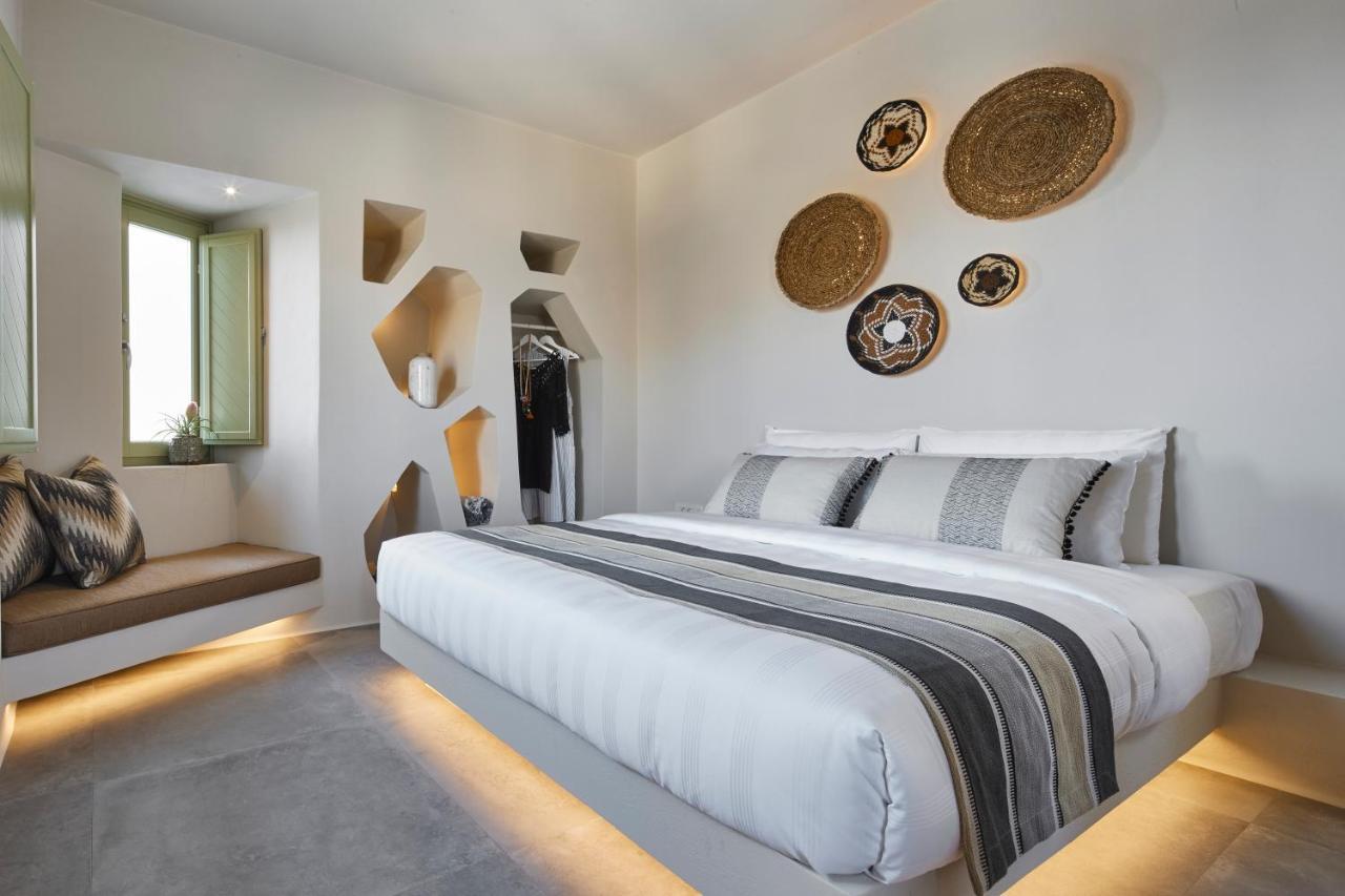 Aeon Suites - Adults Only Pýrgos Екстериор снимка
